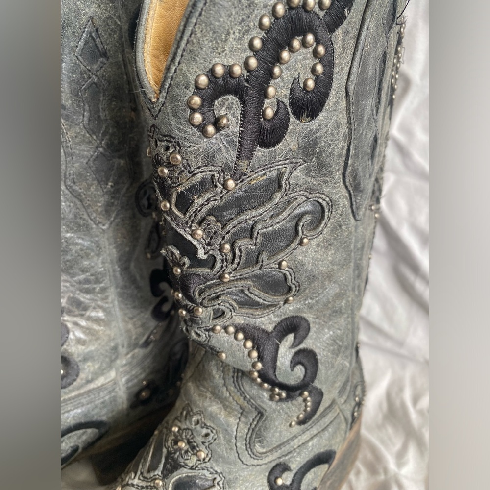 Corral Vintage A1130 Gray Black Studs Leather Cowboy Boots Women’s Size 7M - Picture 12 of 14
